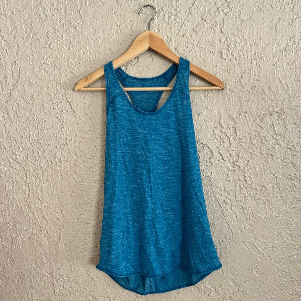 Lululemon workout tank